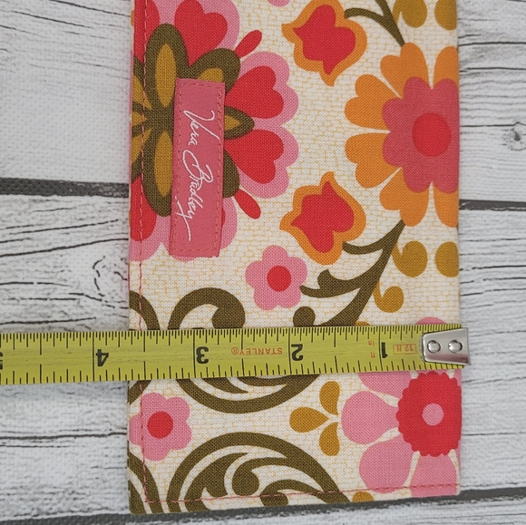 Vera Bradley Checkbook Cover in Folkloric Pattern - Picture 7 of 10